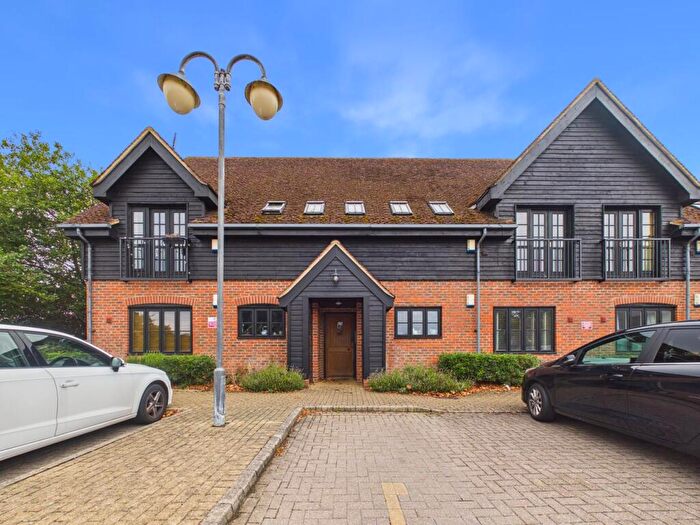 2 Bedroom Apartment For Sale In Kingsfield Road, Biggleswade, SG18
