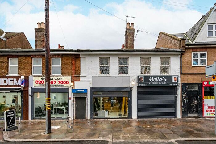 1 Bedroom Flat To Rent In Upper Green West, Mitcham, CR4