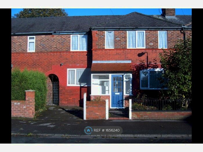 4 Bedroom Terraced House To Rent In Royton Ave, Sale, M33