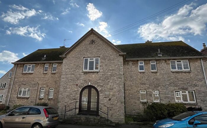 3 Bedroom Property To Rent In Rosamond Court, Burton Bradstock, Bridport, DT6