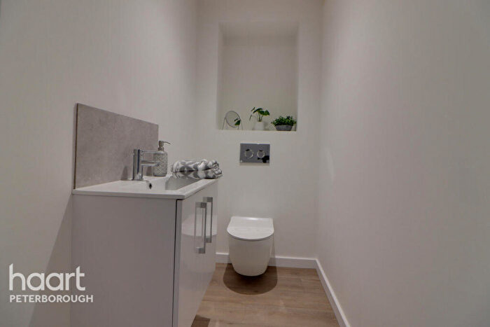 4 Bedroom Semi-Detached House To Rent In Ash Tree Grove, Peterborough, PE1