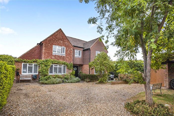 4 Bedroom Detached House For Sale In Sefton Close, West End, Woking, Surrey, GU24