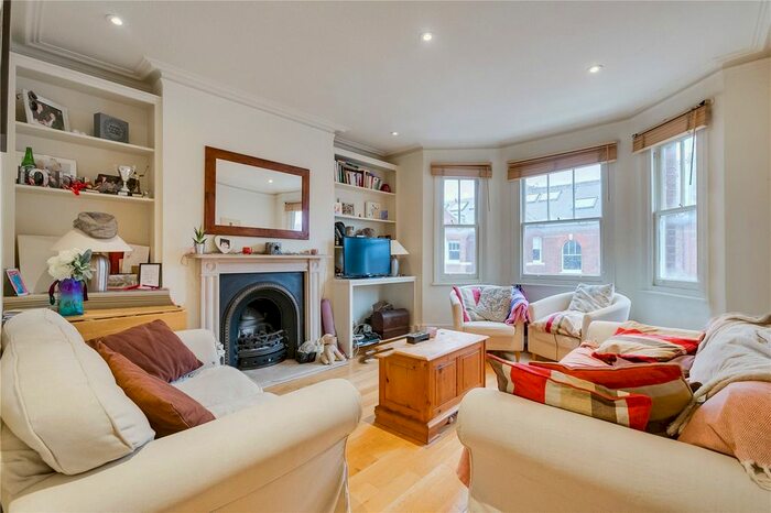 2 Bedroom Flat To Rent In Vera Road, Fulham / Parsons Green, London, SW6