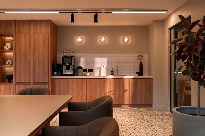 2 Bedroom Apartment To Rent In The Radiant, Kirkstall Road, Leeds, LS3