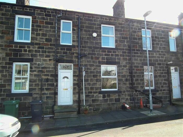 2 Bedroom Terraced House To Rent In East View, Yeadon, Leeds, LS19