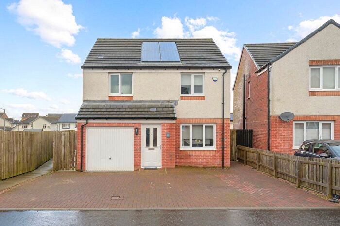 3 Bedroom Detached House For Sale In Springhead Avenue, Smithstone, Cumbernauld, G68