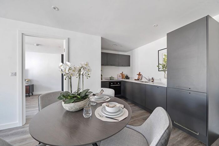 2 Bedroom Flat To Rent In Rolfe Terrace, London, SE18