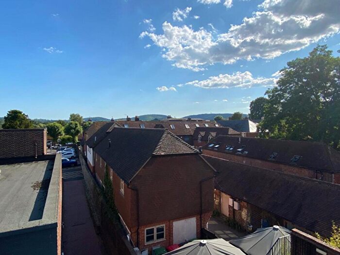 1 Bedroom Apartment To Rent In Petersfield, Hampshire, GU32