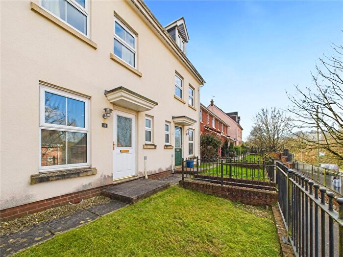 3 Bedroom Semi-Detached House For Sale In Oakfields, Tiverton, Devon, EX16