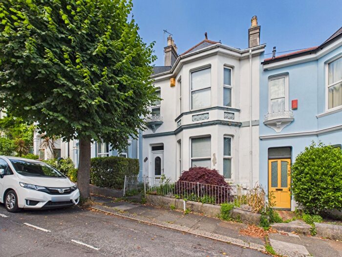2 Bedroom Terraced House For Sale In Seymour Avenue, Plymouth, PL4