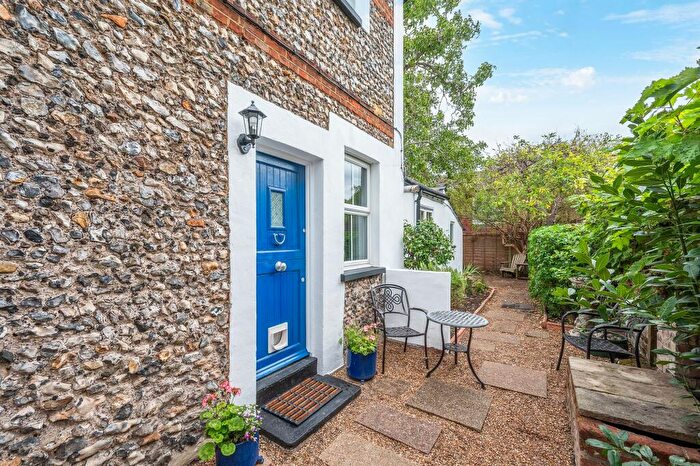 2 Bedroom Semi Detached House For Sale In Ashley Road, Epsom, KT18