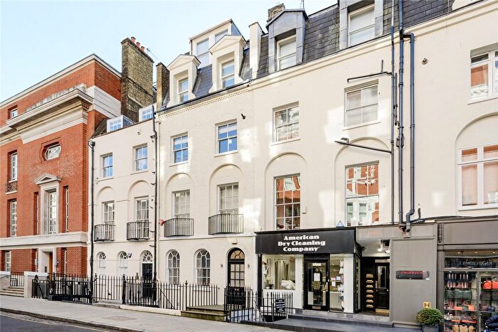 2 Bedroom Maisonette For Sale In Sloane Terrace, London, SW1X