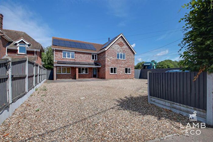5 Bedroom Detached House For Sale In Bentley Road, Weeley, CO16
