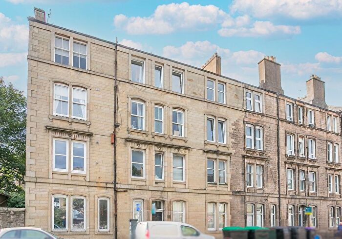 1 Bedroom Flat For Sale In Brunswick Road, Edinburgh, EH7