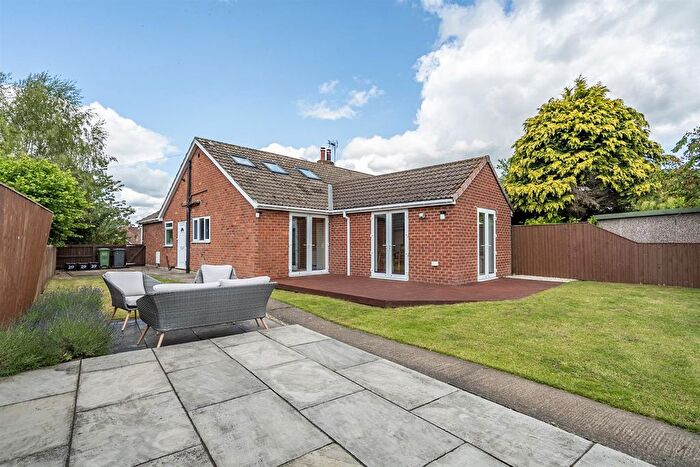 4 Bedroom Semi-Detached House For Sale In Main Street, Askham Bryan, York, YO23