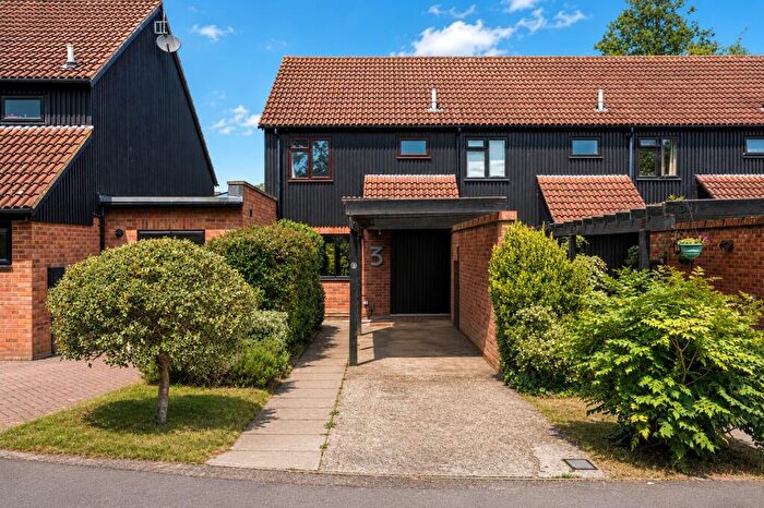 2 Bedroom End Of Terrace House For Sale In Old Sopwell Gardens, St. Albans, Hertfordshire, AL1