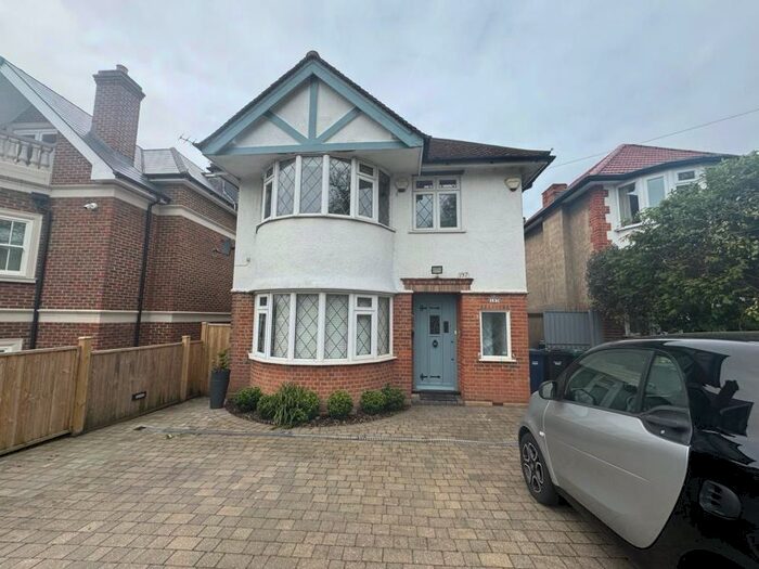 2 Bedroom Property To Rent In Lawrence Street, London, NW7