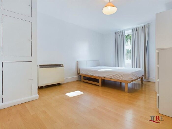 1 Bedroom Flat To Rent In Leopold Road, London, NW10