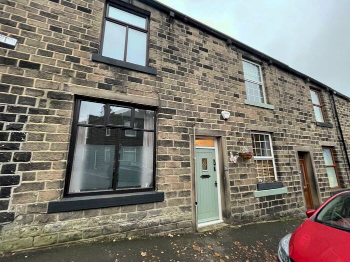 3 Bedroom Terraced House To Rent In Court Street, Uppermill, OL3