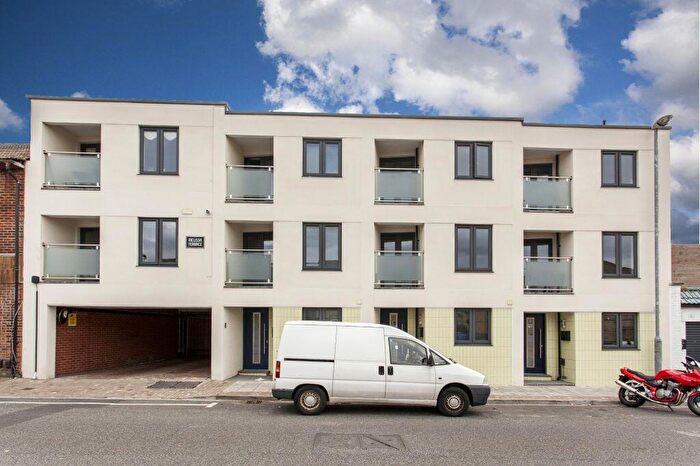 2 Bedroom Apartment To Rent In Melissa Terrace, Granada Road, Southsea, PO4