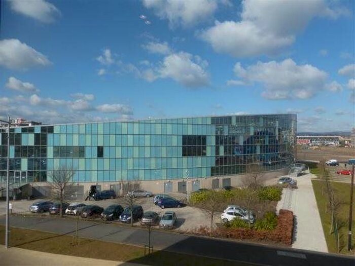 2 Bedroom Flat To Rent In Empire Way, Cardiff, CF11