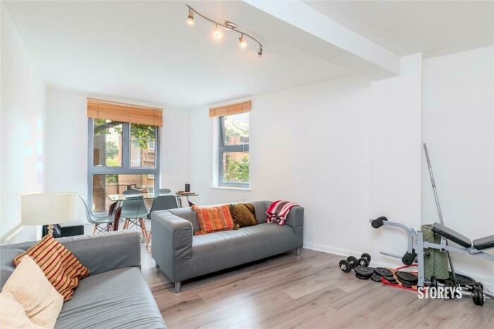 2 Bedroom Apartment To Rent In Kingsland Green, Dalston, London, E8