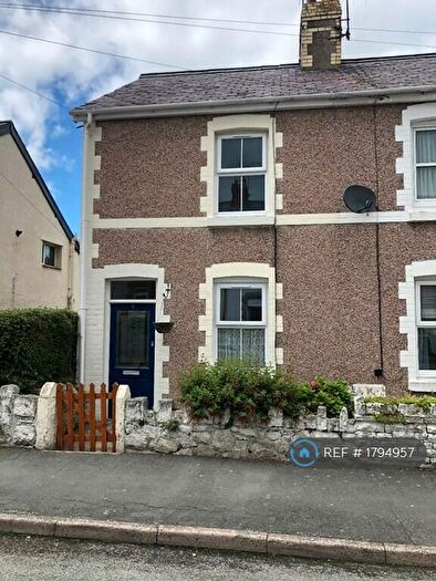2 Bedroom End Of Terrace House To Rent In Wellington Road, Old Colwyn, Colwyn Bay, LL29