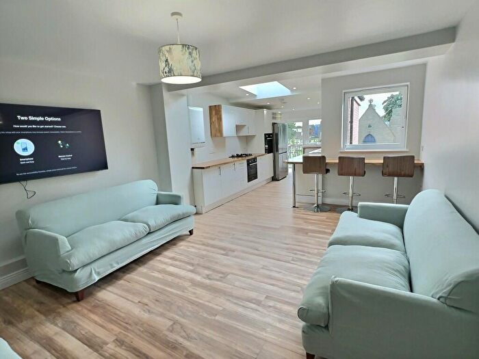 7 Bedroom House Of Multiple Occupation To Rent In Fairfield Road, Newcastle Upon Tyne, NE2