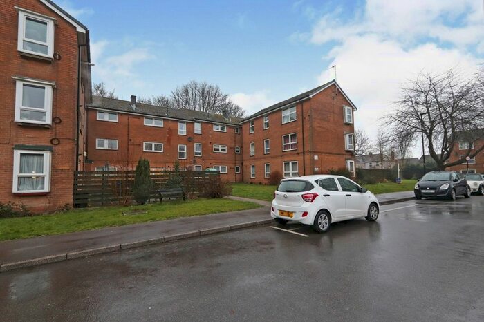 2 Bedroom Flat To Rent In Little Norton Drive, Sheffield, S8