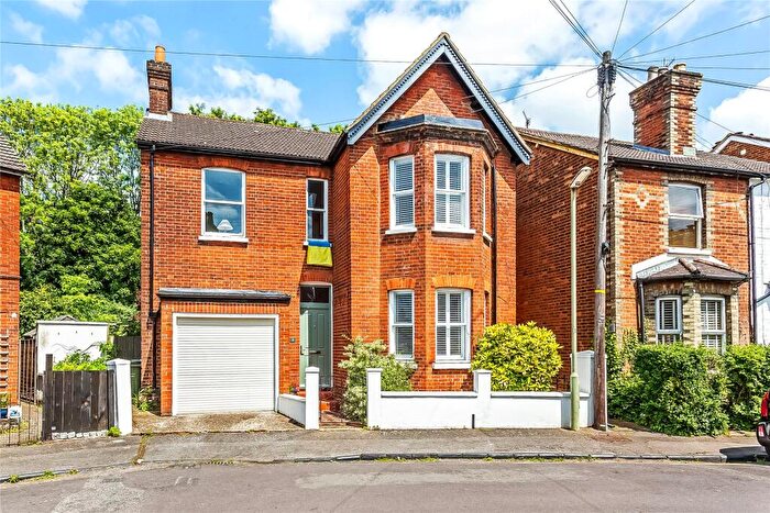 4 Bedroom Detached House For Sale In Gardner Road, Guildford, Surrey, GU1