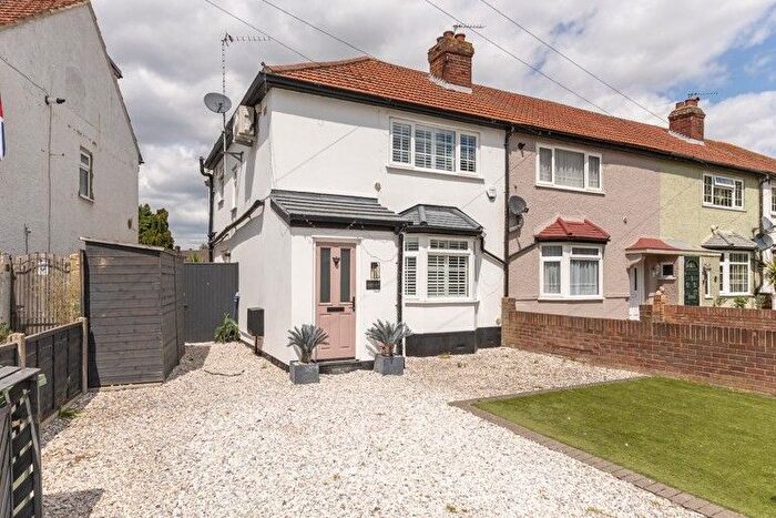 1 Bedroom End Of Terrace House For Sale In Hithermoor Road, Stanwell Moor, TW19