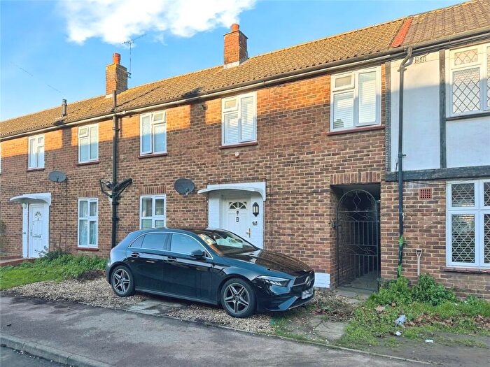 2 Bedroom Terraced House For Sale In Lynsted Road, Gillingham, Kent, ME8