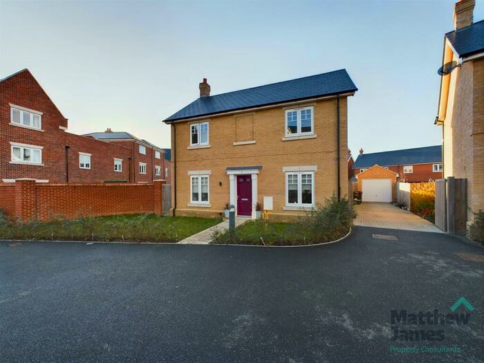 3 Bedroom Detached House To Rent In Burnet Close, Colchester, CO4