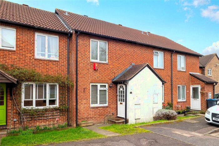 2 Bedroom Terraced House To Rent In Connaught Gardens, Morden, SM4