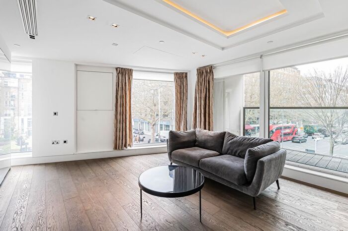 2 Bedroom Flat To Rent In , Kensington High Street, London, W14