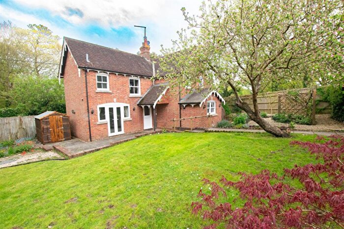 3 Bedroom Property To Rent In Coggers Cross, Heathfield, TN21