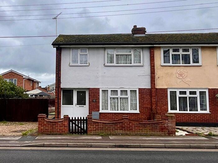 3 Bedroom Semi-Detached House To Rent In Elder Tree Road, Canvey Island, SS8