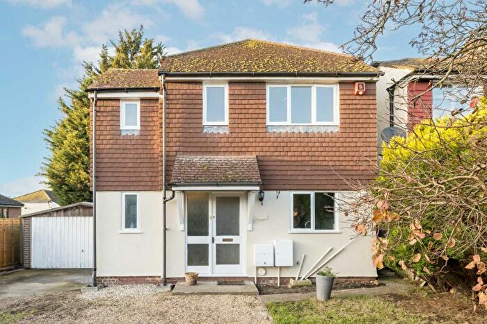 3 Bedroom House To Rent In Alpine Avenue, Surbiton, KT5