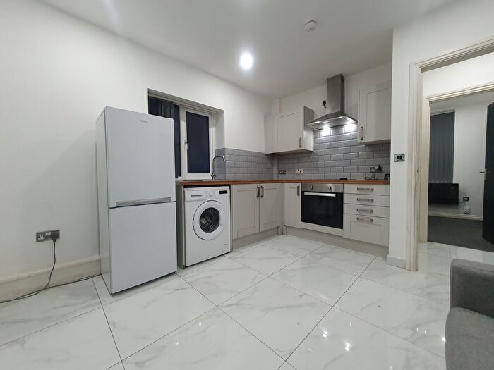 1 Bedroom Flat To Rent In Ruby Street, Adamsdown, Cardiff, CF24