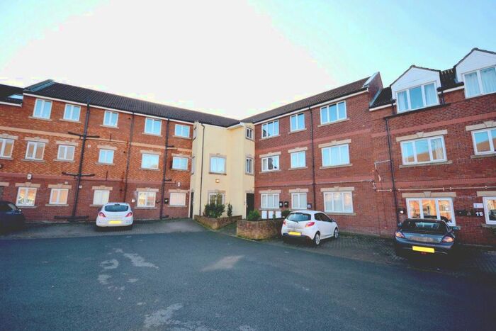 2 Bedroom Flat To Rent In Cambridge Court, Tindale Crescent, Bishop Auckland, DL14