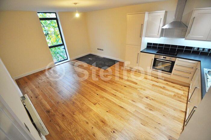 2 Bedroom Apartment To Rent In Sussex Way, London, N7