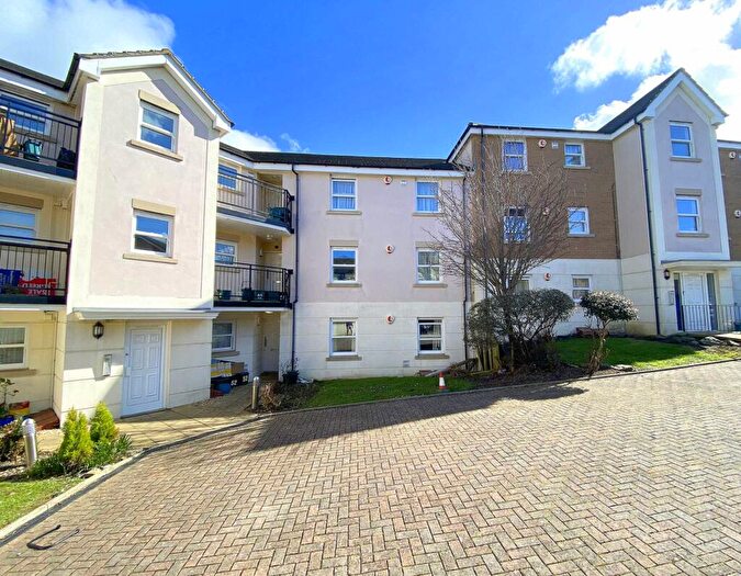 2 Bedroom Apartment For Sale In Union Close, Bideford, EX39