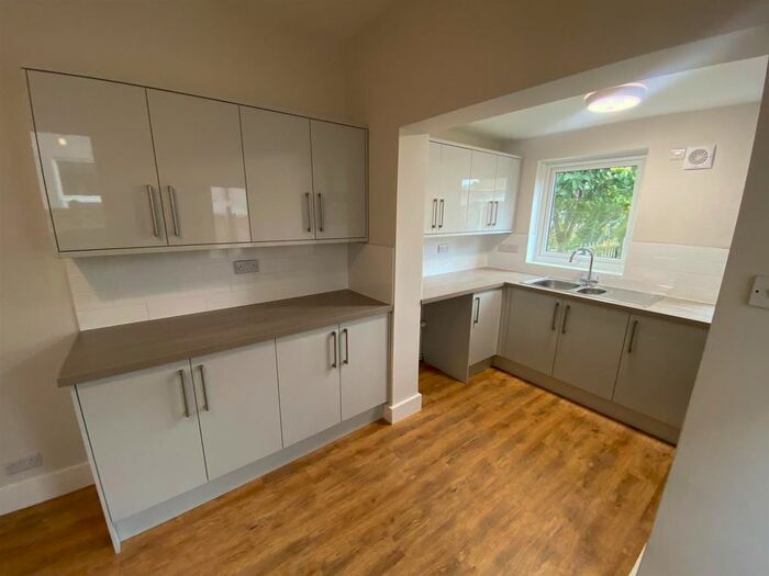 3 Bedroom Terraced House To Rent In Alexandra Road, Erith, DA8