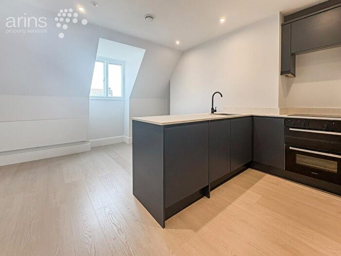 2 Bedroom Apartment For Sale In Station Road, Reading, RG1