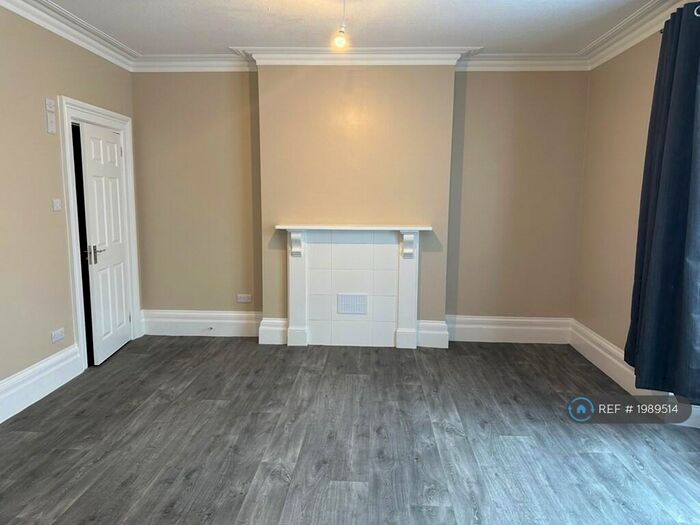 1 Bedroom Flat To Rent In New Cotham Brow, Bristol, BS6