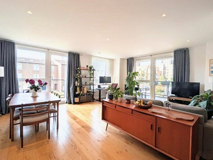 2 Bedroom Flat For Sale In Aurora Point, Winchester Square, London, SE8