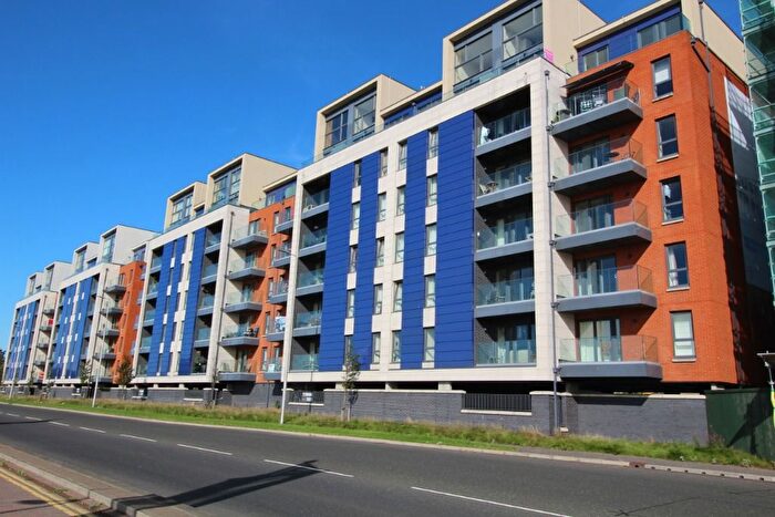 2 Bedroom Flat To Rent In Riverside Drive, Dundee, DD1