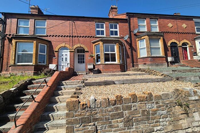 3 Bedroom Terraced House For Sale In Yeovil, BA21