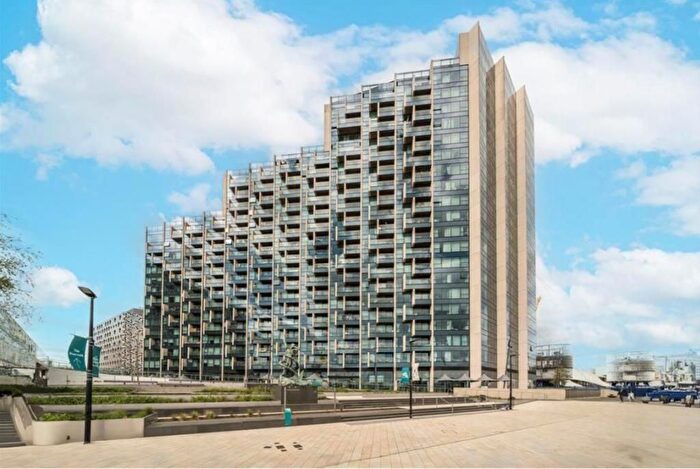 2 Bedroom Flat To Rent In Cutter Lane, Greenwich, Greenwich, London, SE10