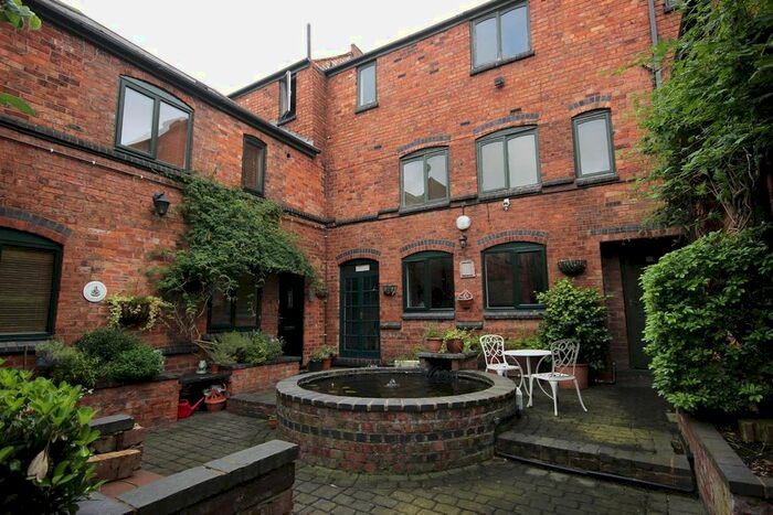 1 Bedroom Flat To Rent In Persehouse Street, Walsall, WS1